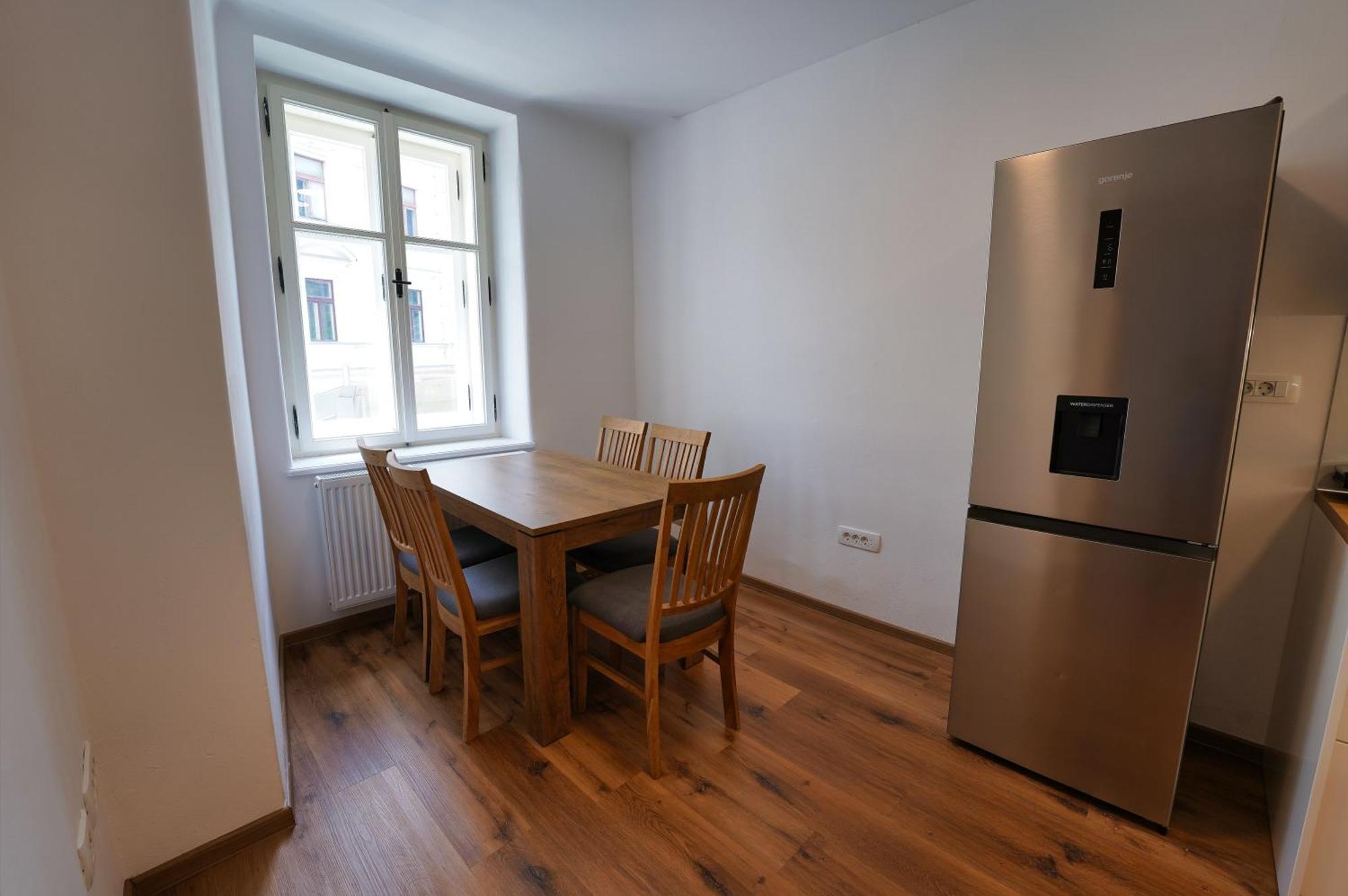Apartments Metro 7 Ljubljana Buitenkant foto